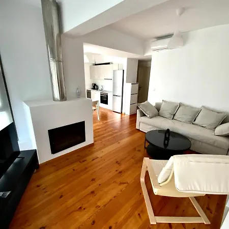F.r. House Apartment